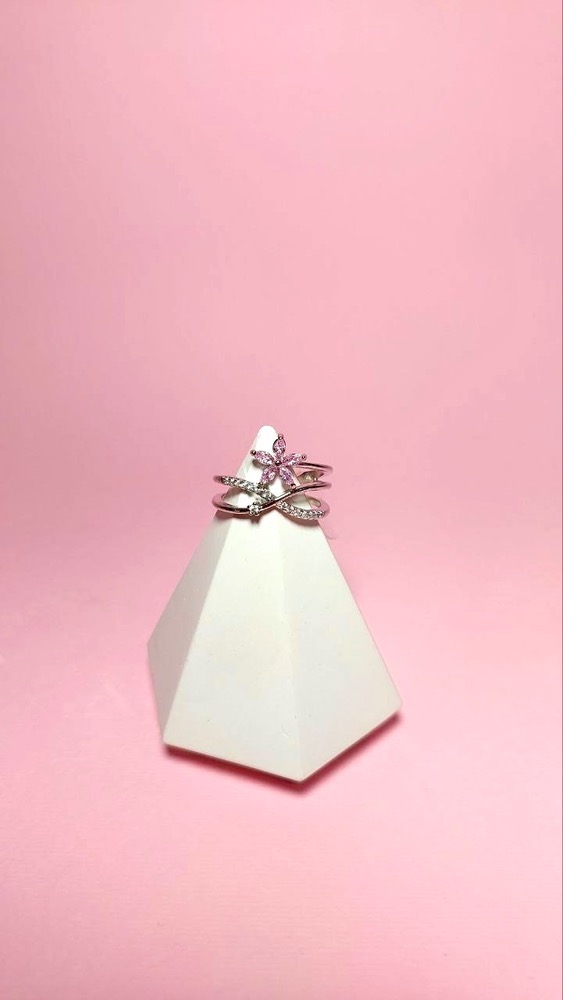 انگشتر جواهری طرح گل