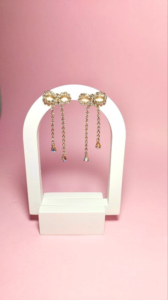 گوشواره پاپیونی